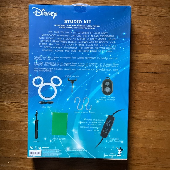 Disney Mickey Studio Photo and Video Creators Kit with LED Ring Light Kit, NIB - Picture 8 of 11